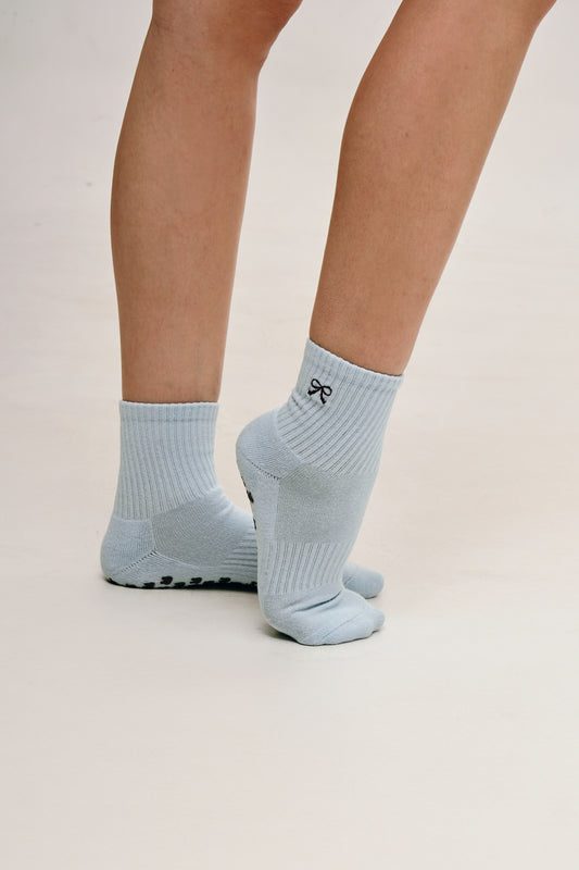 Pilates Grip Socks in Chocochip Bow