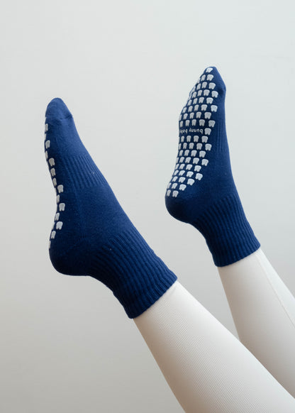 Pilates Grip Socks in Matisse Blue
