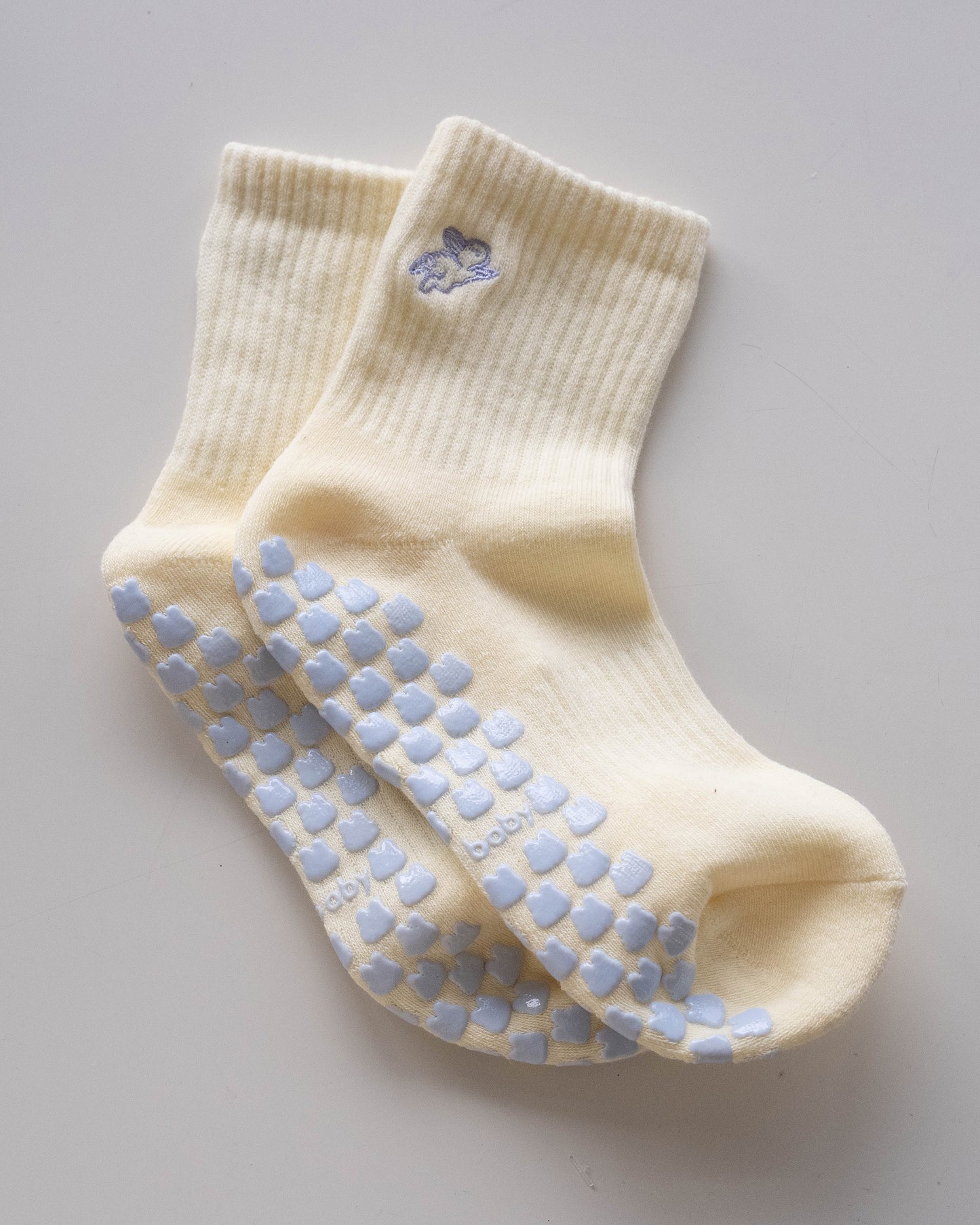 Pilates Grip Socks in Butter Yellow