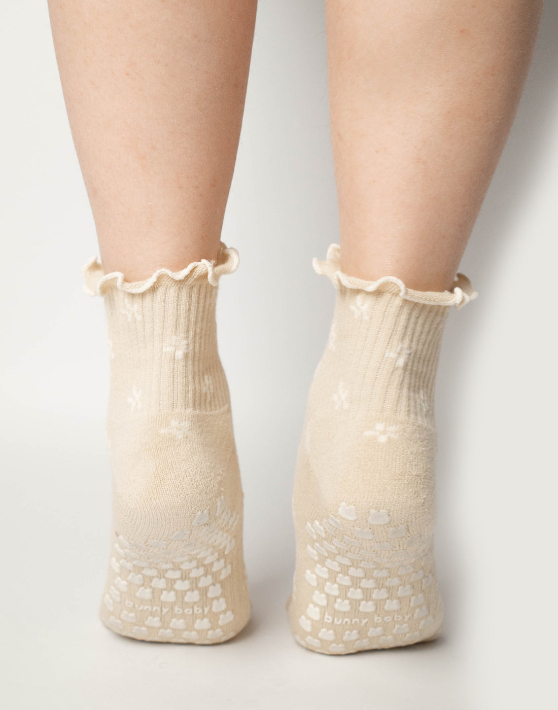 Pilates Grip Sock in Yellow Daffodil